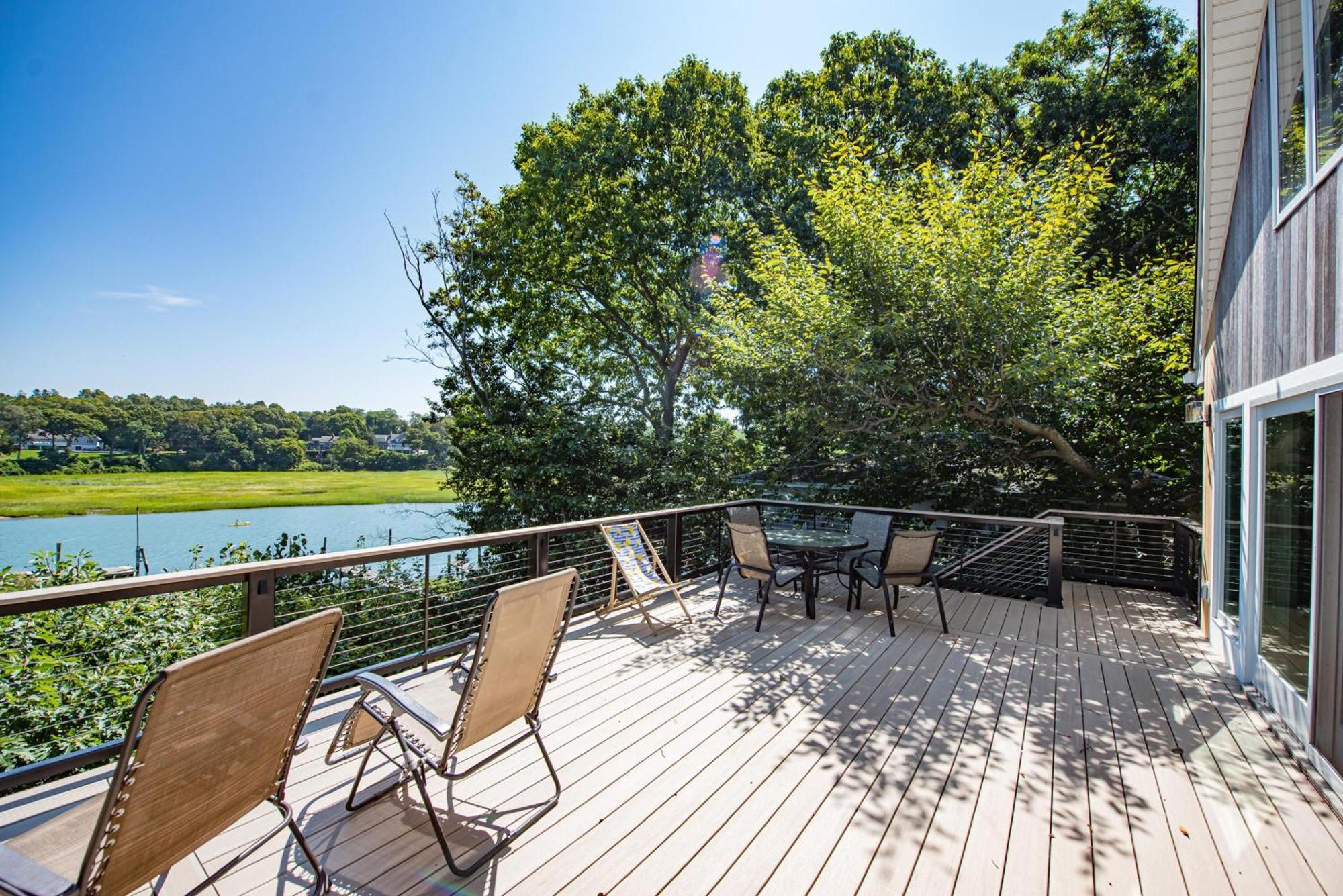 Nature'S Paradise: Private Dock & Water Views Mattituck Luaran gambar